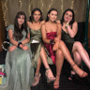 Meet your Posher, Eva